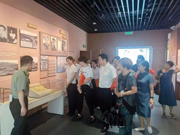 合影5.jpg