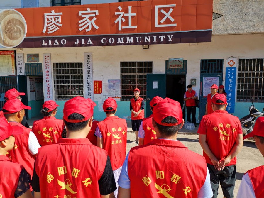 部长参与文明创建1.jpg