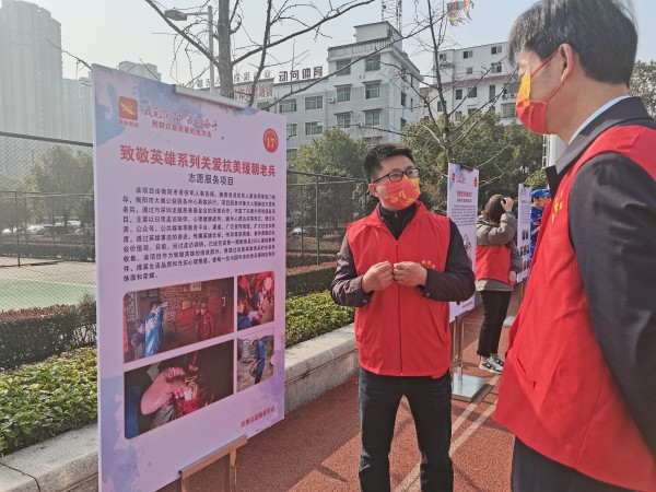 谢宏.jpg